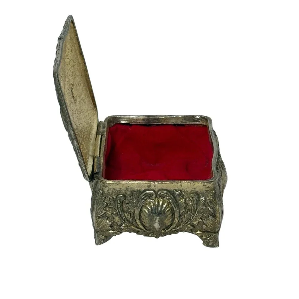 Vintage Repousse Metal Enamel Trinket Jewelry Box Courting Couple Made in  Japan